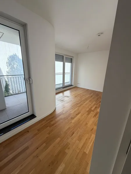 Neubau: helles 1-Zi. Apartm. incl. Pantry-Kü., Du/WC, Loggia, Keller, Parkett, Aufzug !!! — photo 1